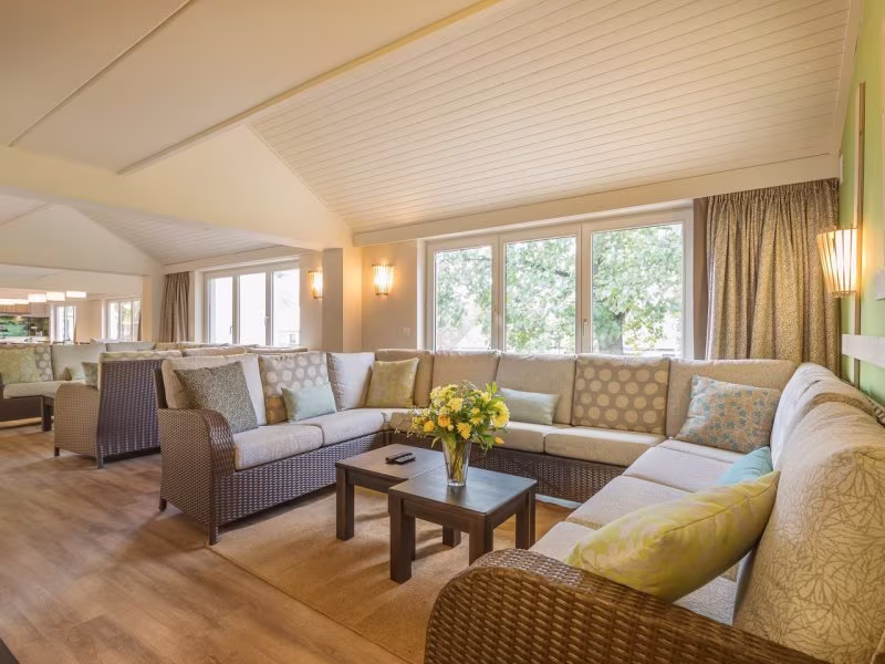 קוטג' פרימיום ל-18