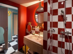 קוטג' ממלכת האגדות ל-4